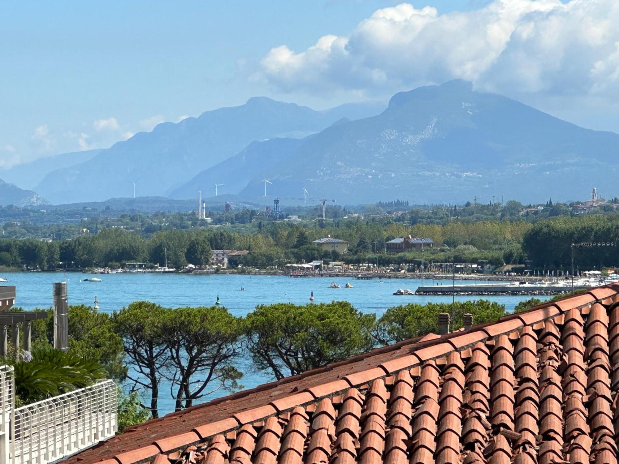 Villa 70 Peschiera del Garda Exterior foto
