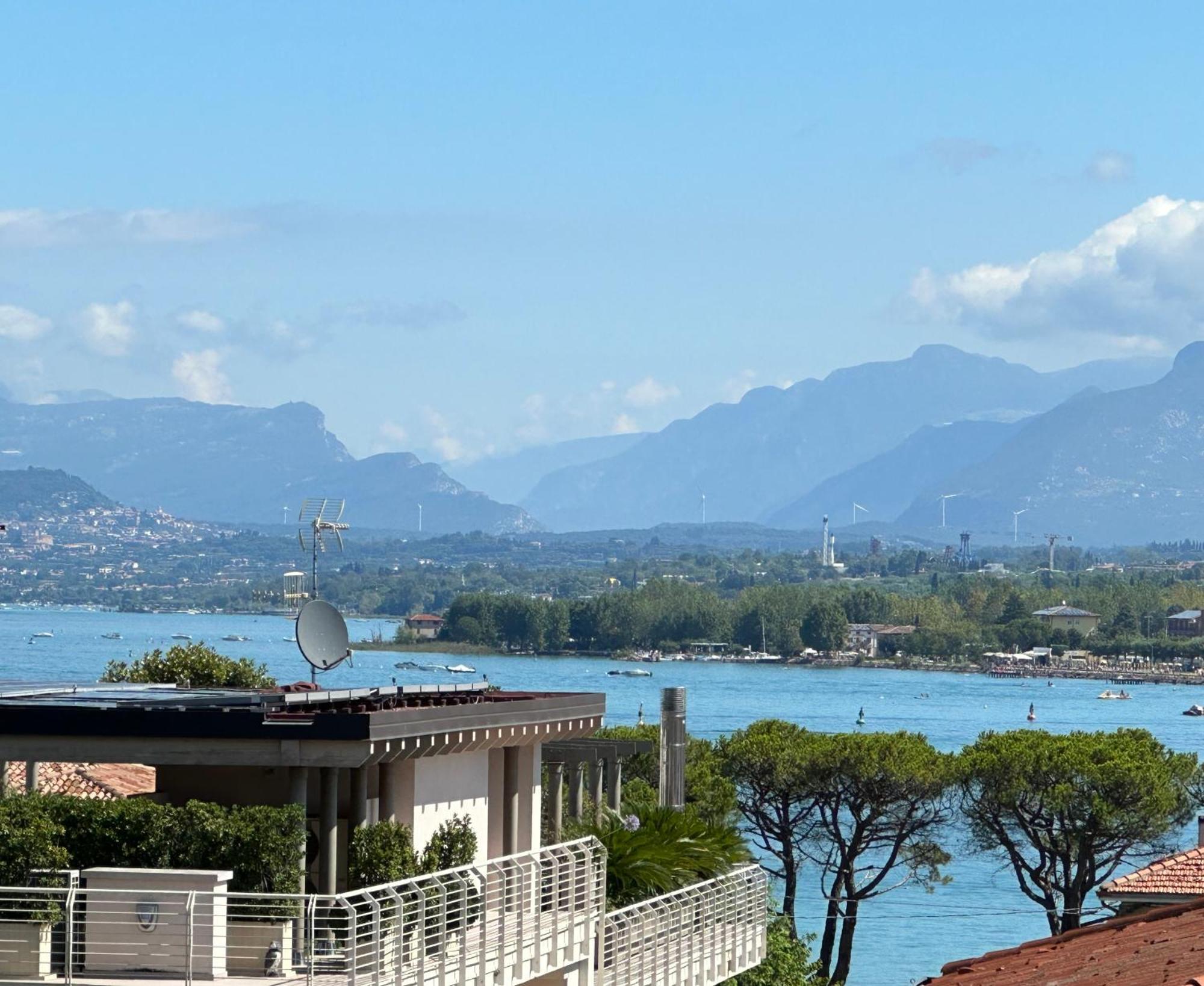 Villa 70 Peschiera del Garda Exterior foto